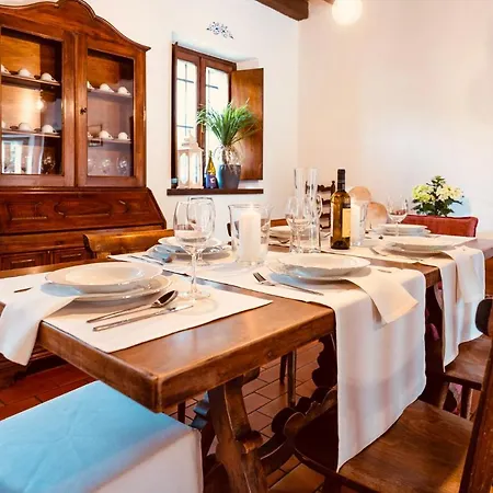 Casa Ortensia: Rustico Ristrutturato In Pietra Rive d'Arcano