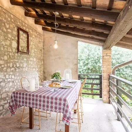Casa Ortensia: Rustico Ristrutturato In Pietra بيت للعطل